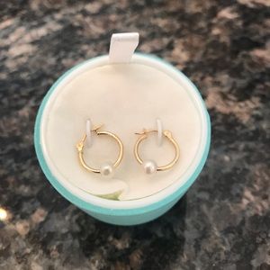 Gold hoop earrings for child or second piercing